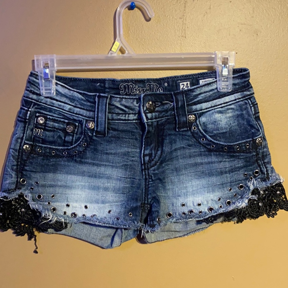 women’s shorts